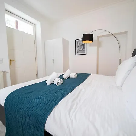 Appartamento Favorite Stays - And - Flingern *
